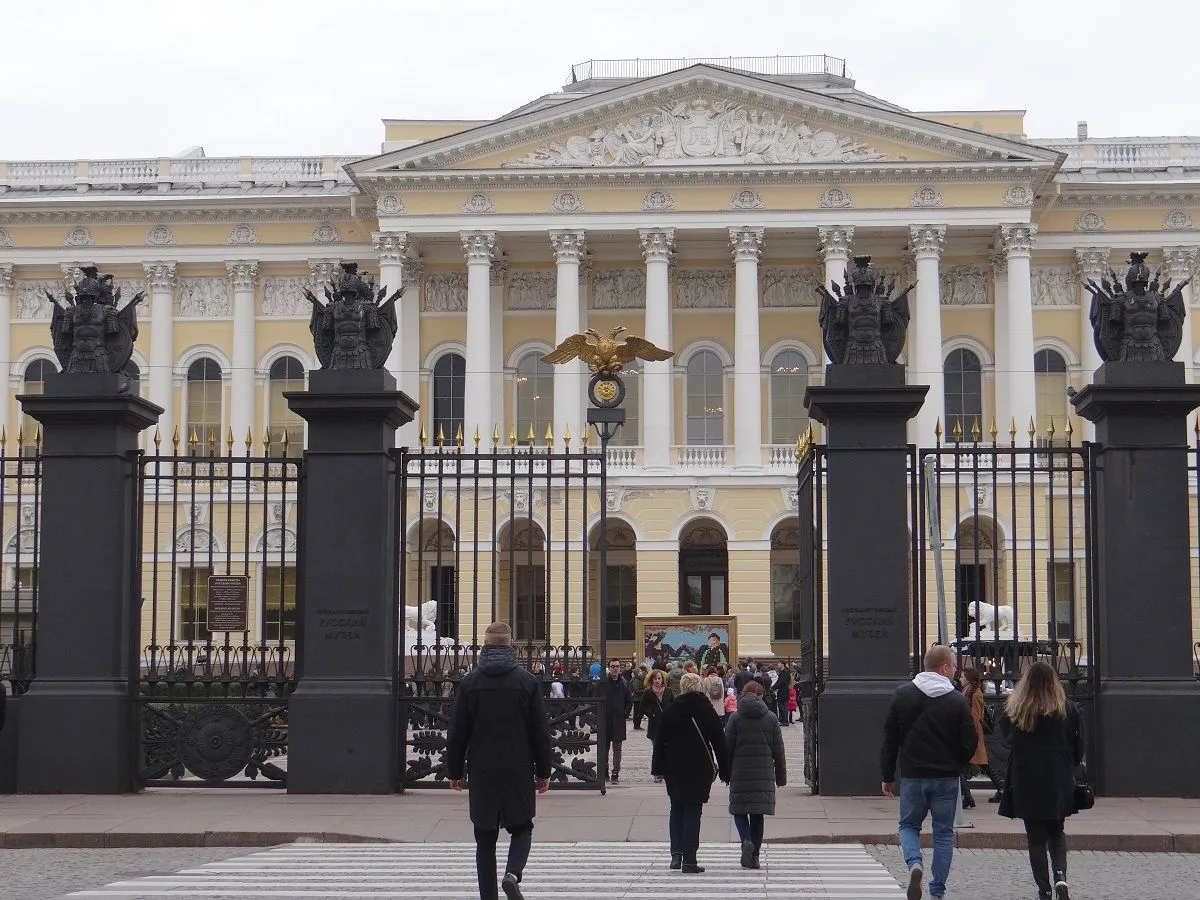Mikhailovskiy in Palace