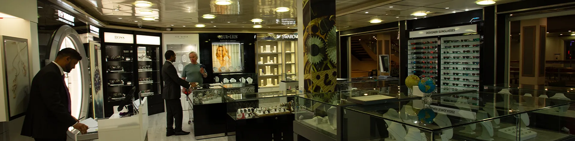 Shopping Galleria Onboard