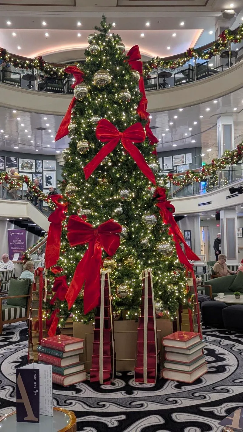 Festive Events Onboard- atmospheric, indulgent, and a little enchanting.