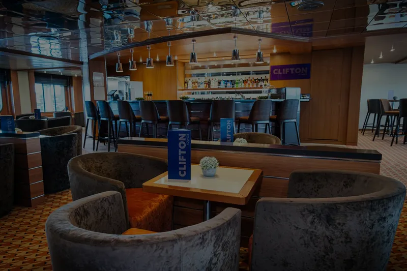 Clifton Lounge