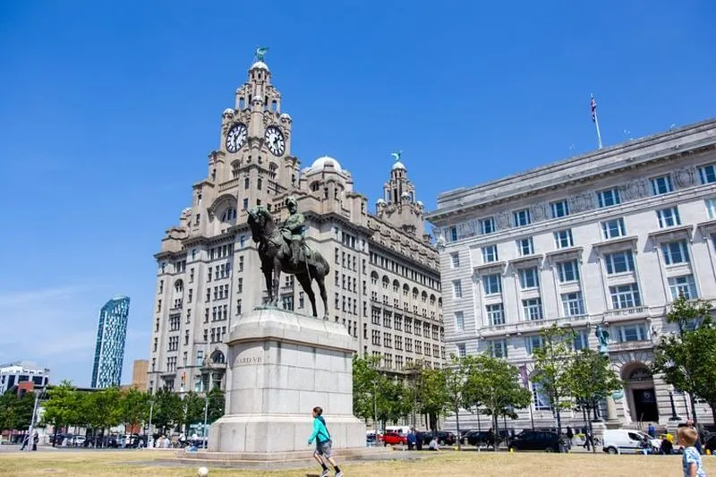 LIVERPOOL CITY