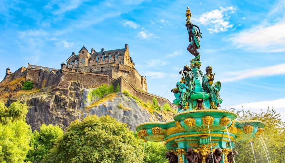 View of Edinburgh Castle