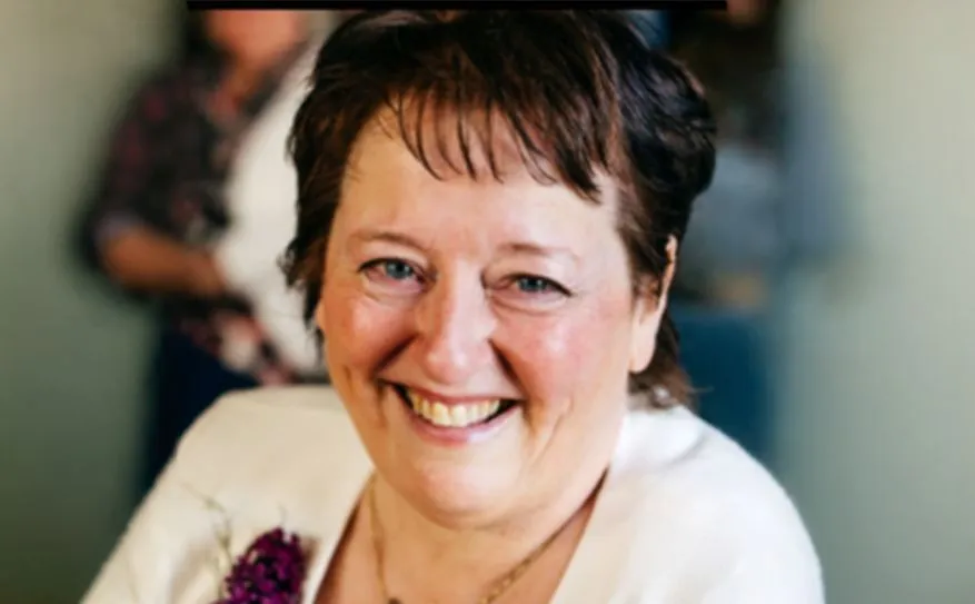 Sally Winstone 