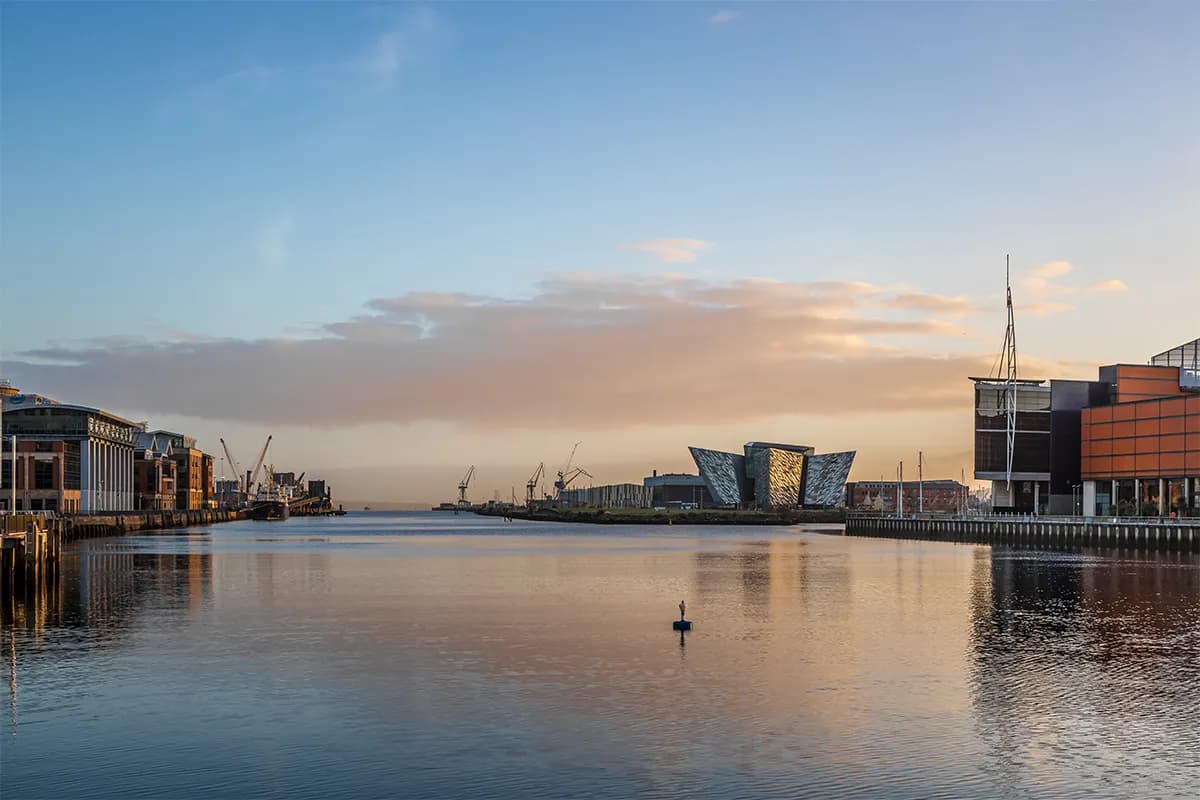 Belfast & Beyond – Titanic History Meets Coastal Charm