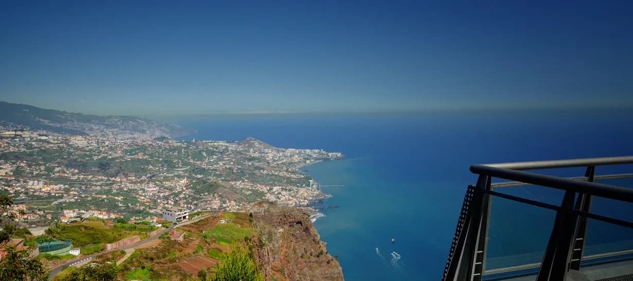 Sea Cliff, Village & Funchal