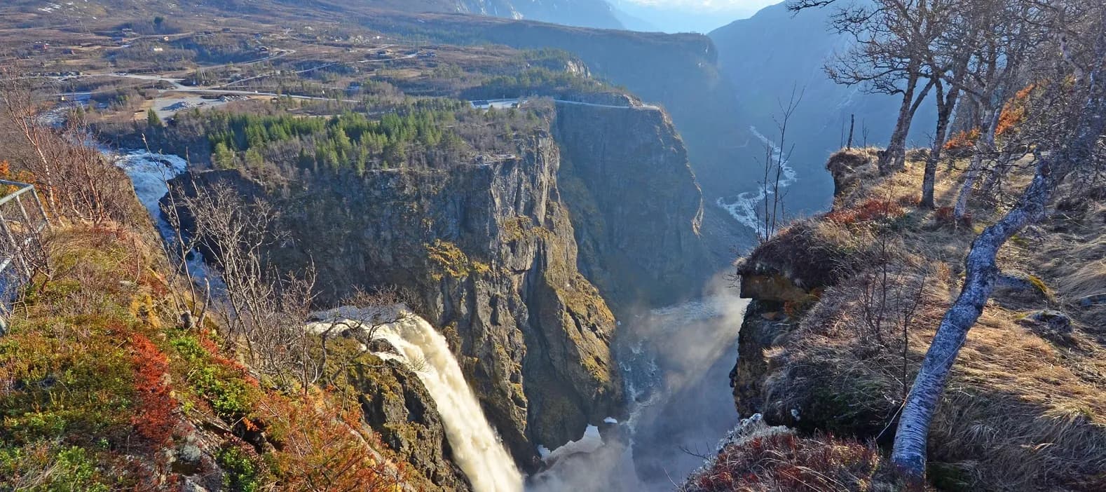 Nature Centre & Voringsfossen Waterfall