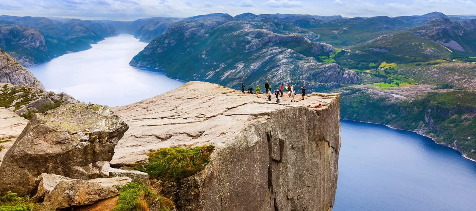 Hike to Pulpit Rock