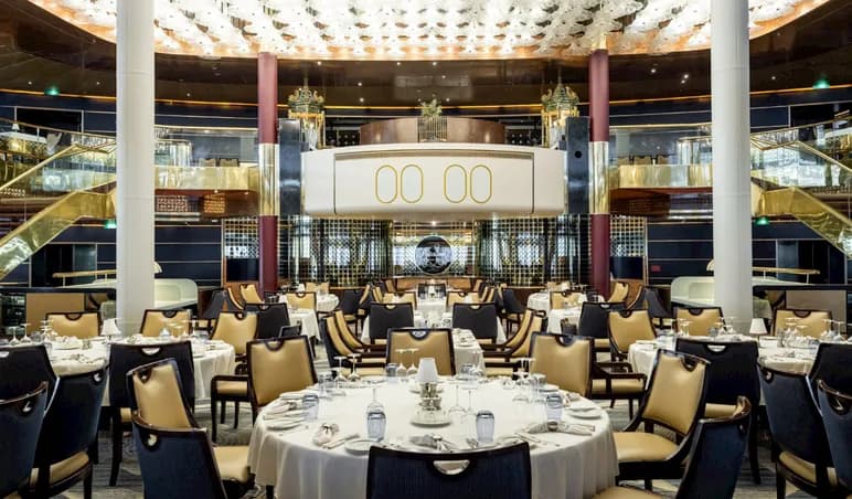 Grand Restaurant Valet Renaissance
