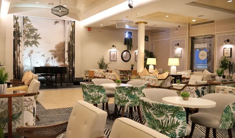 Botanical Lounge Ambience