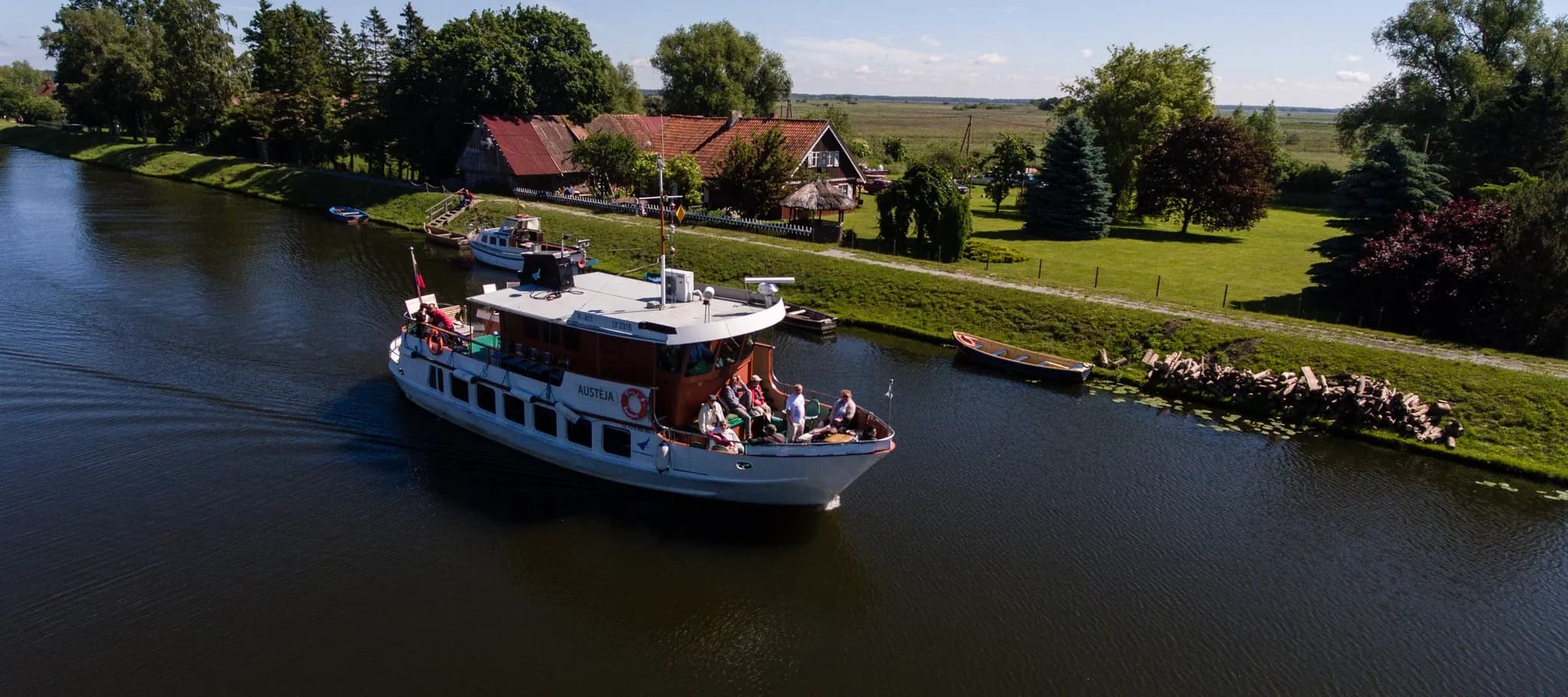 Lithuanian Wetlands by Coach & Boat