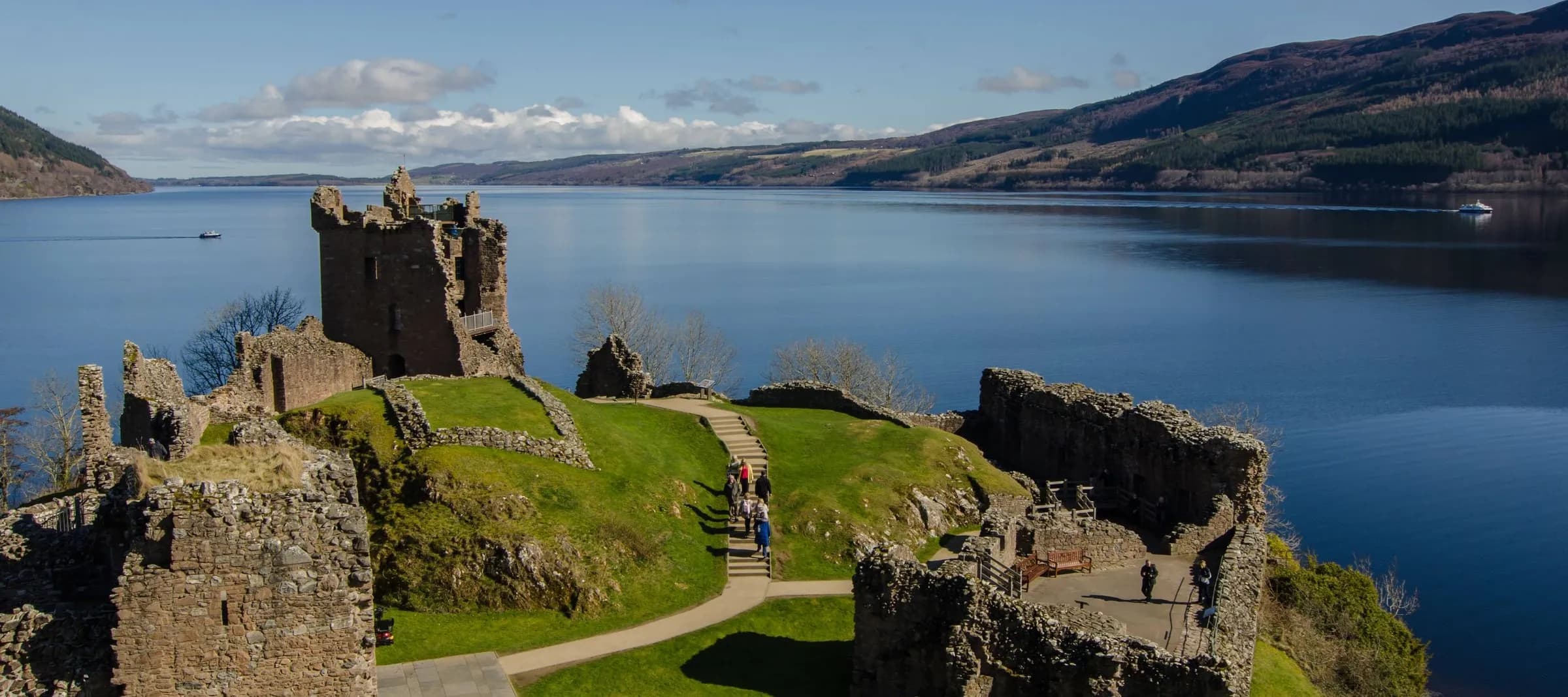 Urquhart Castle & Loch Ness
