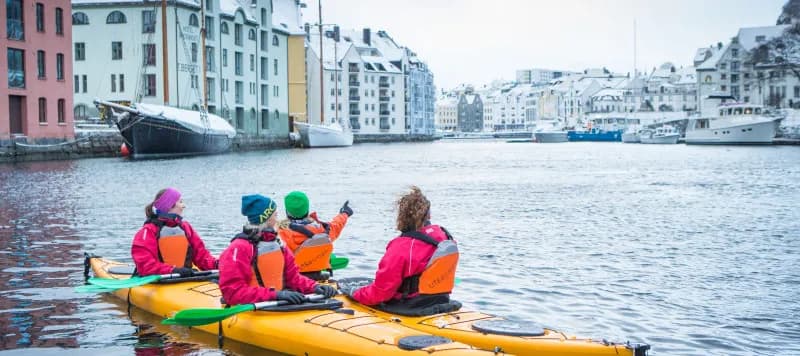 Ålesund by Kayak