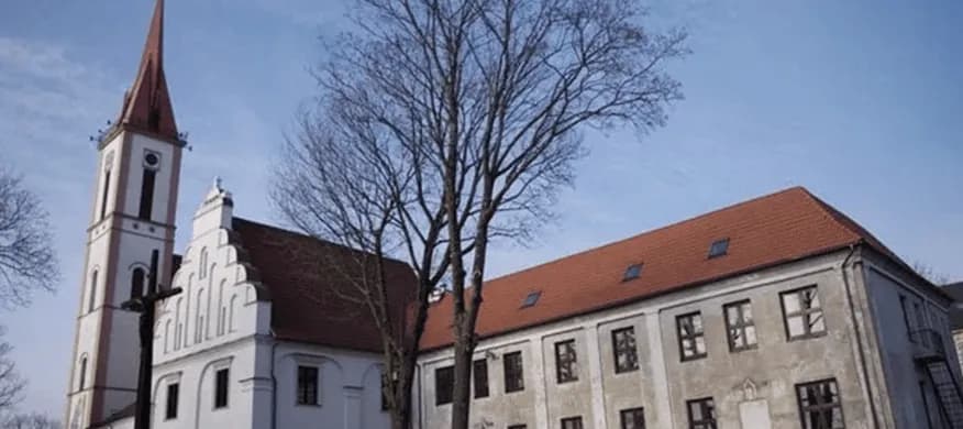 Lithuania’s ‘Vatican City’ & Counts Mansion Visit